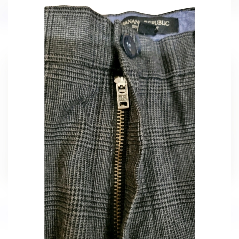 Banana Republic Kentfield Men's Straight Fit Dark Gray Plaid Pants Sz 35x30 - Picture 7 of 12